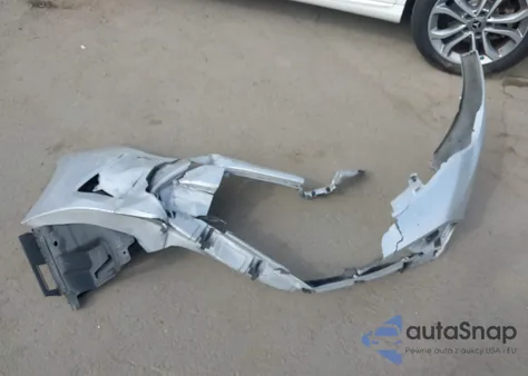 2018 Toyota Corolla Le from USA, damaged, VIN 2T1BURHEXJC986114